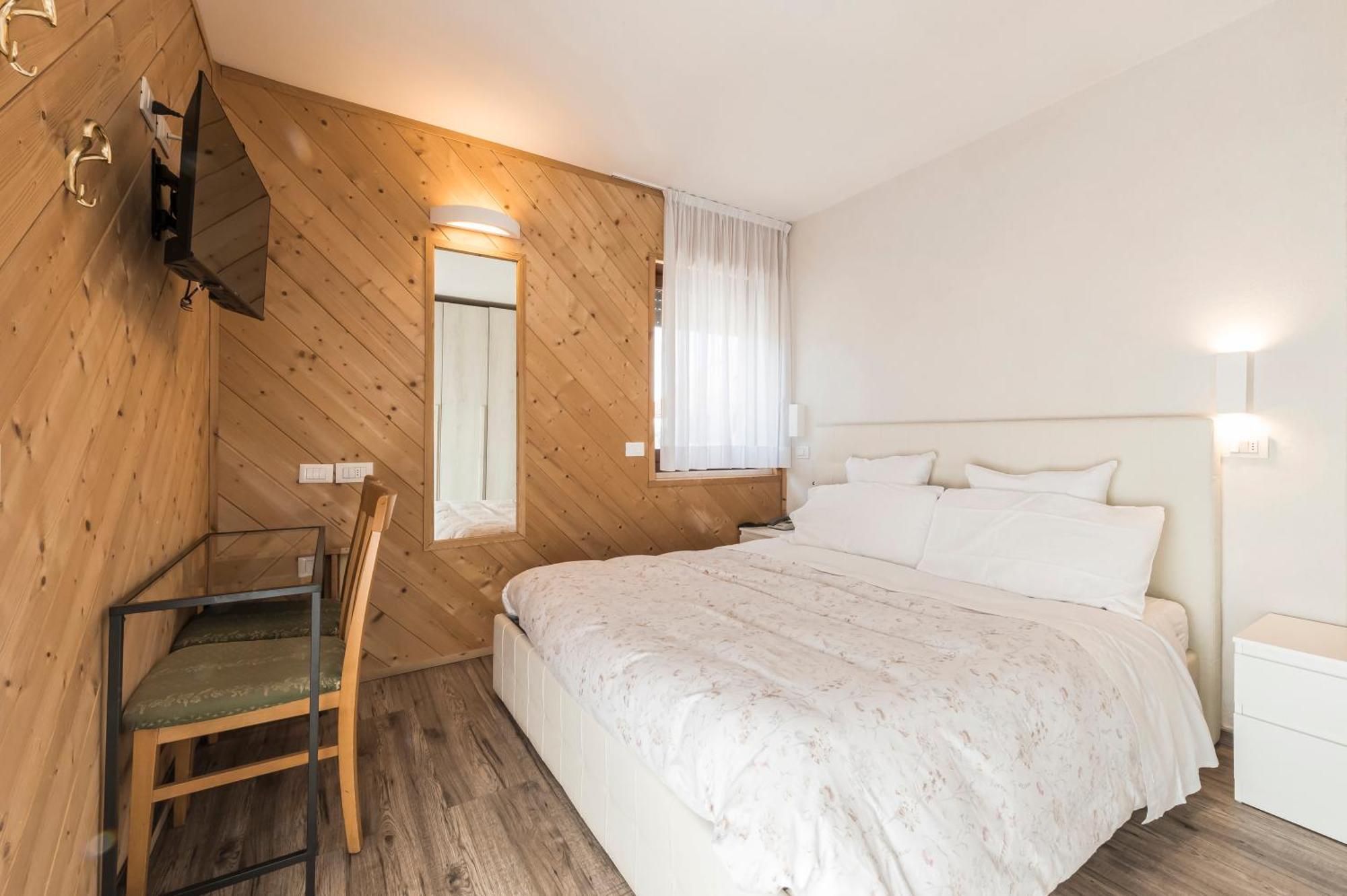 Hotel Vescovi